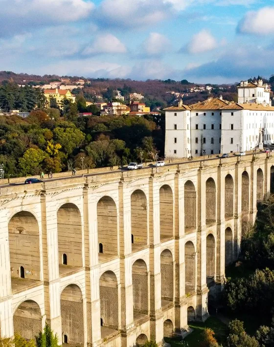 Roman Countryside and Lakes Day Tour 