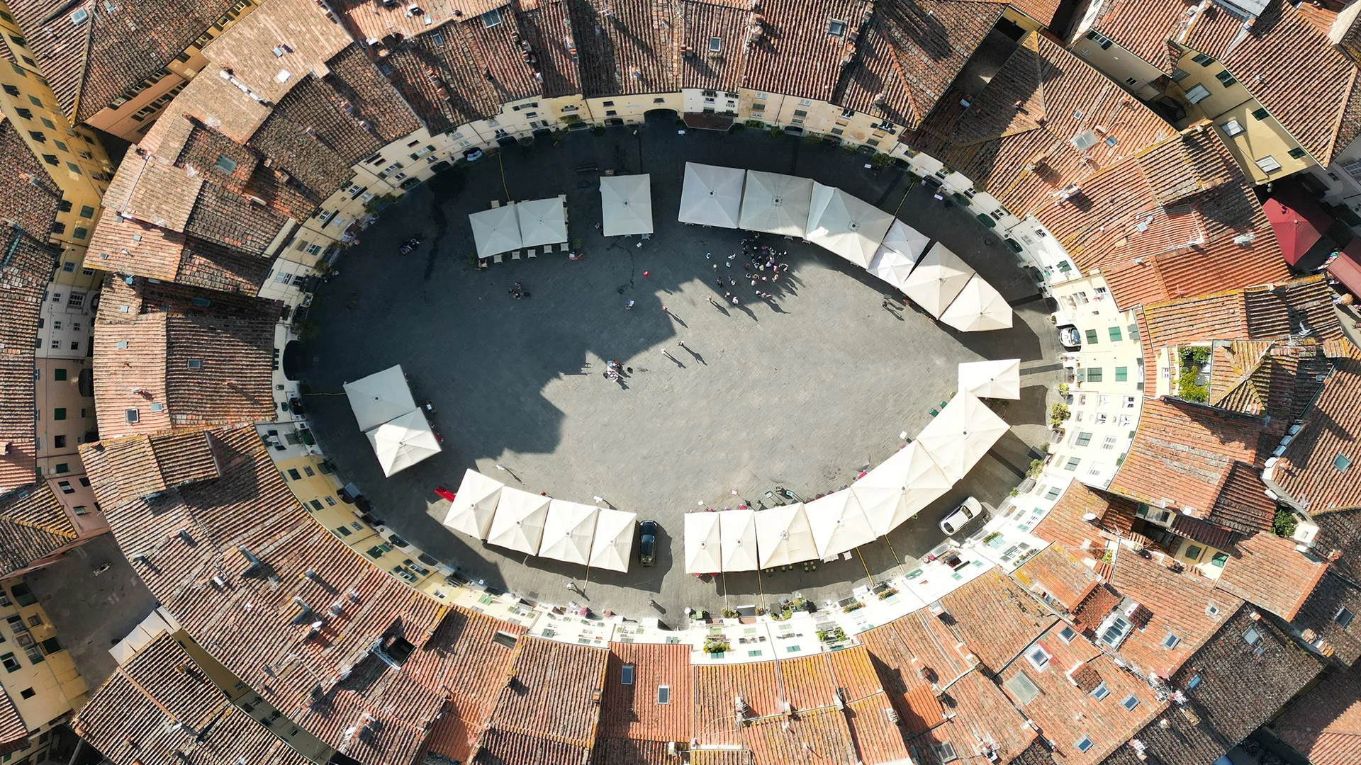 Piazza dellanfiteatro Lucca